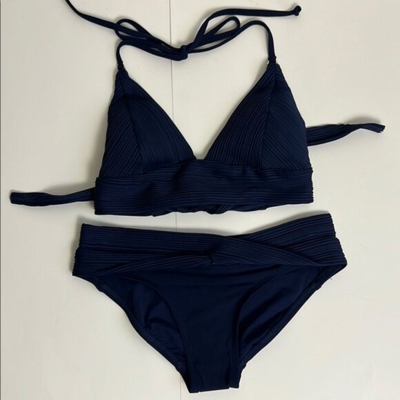NWOT ROBIN PICCONE Lily Triangle Halter Bikini Set in Navy - XS - Picture 2 of 6